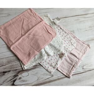 Rene Rofe 4 piece swaddle blanket set